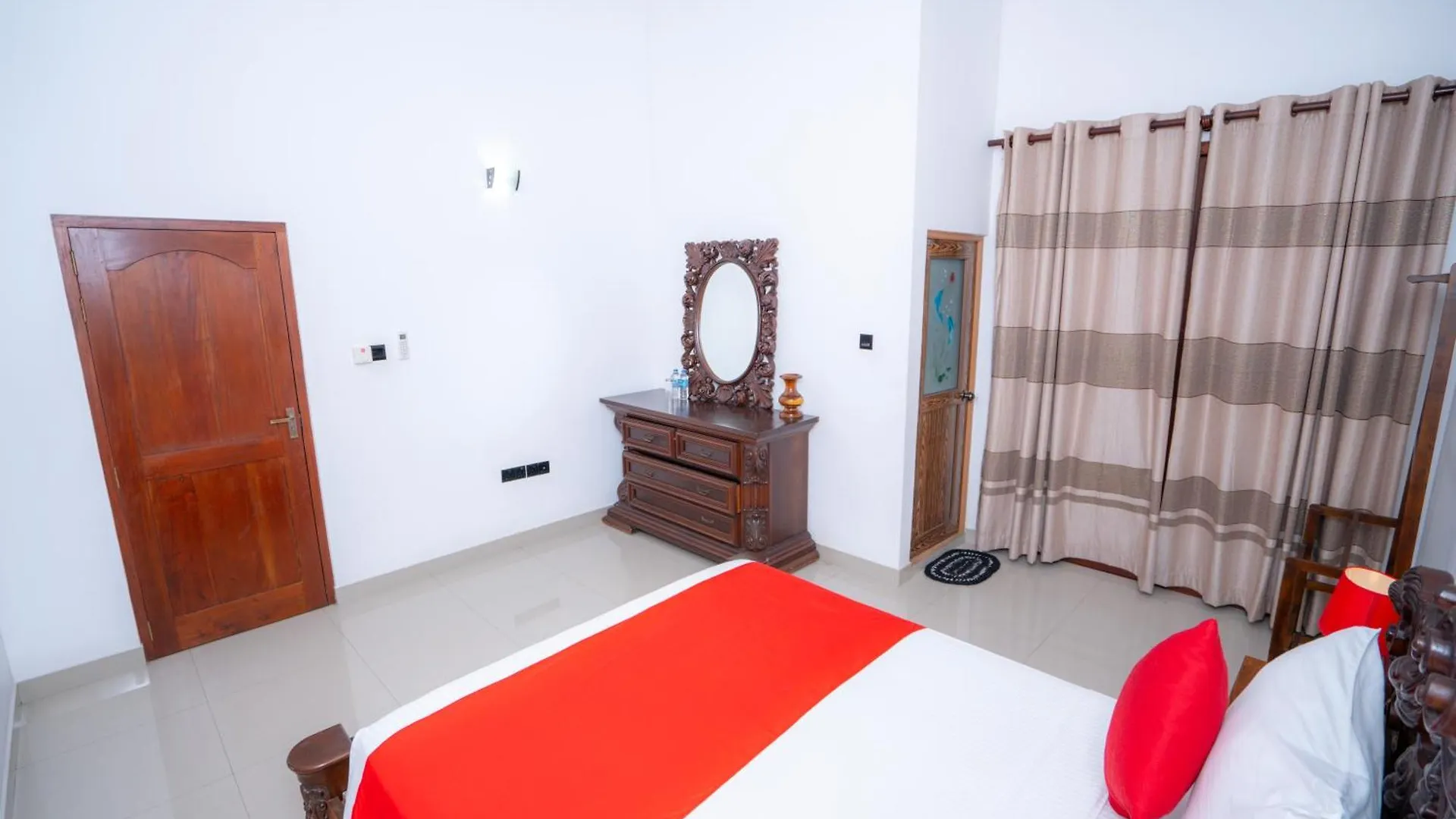 Hotel Kandy Grand Hill